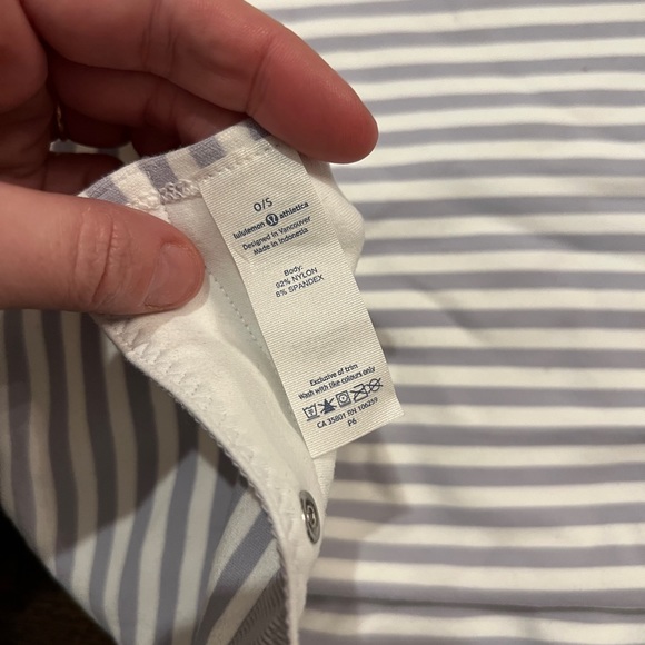 🌟 HOST PICK🌟Lululemon Snap Infinity scarf - Picture 8 of 10